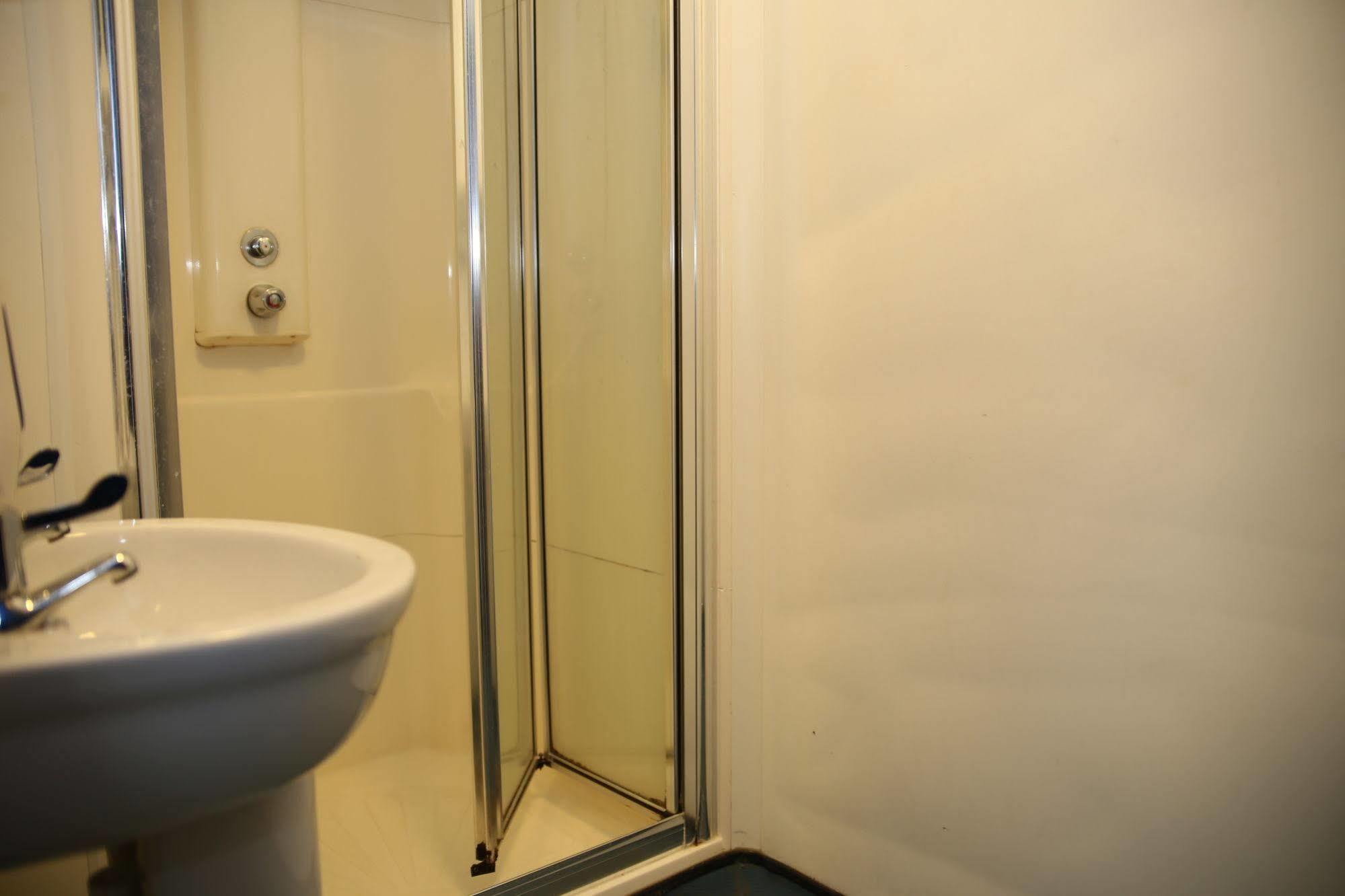 Hostel St Christopher's Newquay *